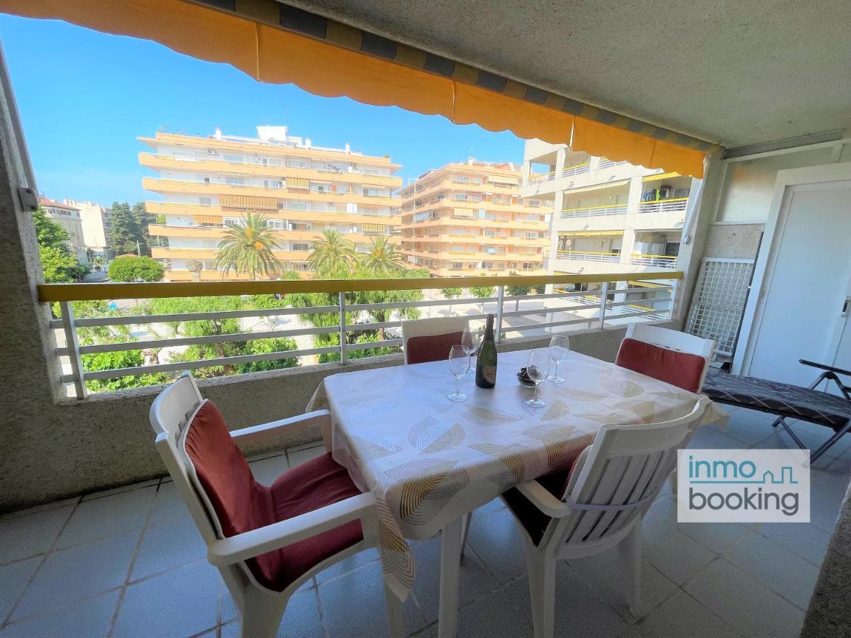 Diamant Apartment, Con Parking サロウ エクステリア 写真